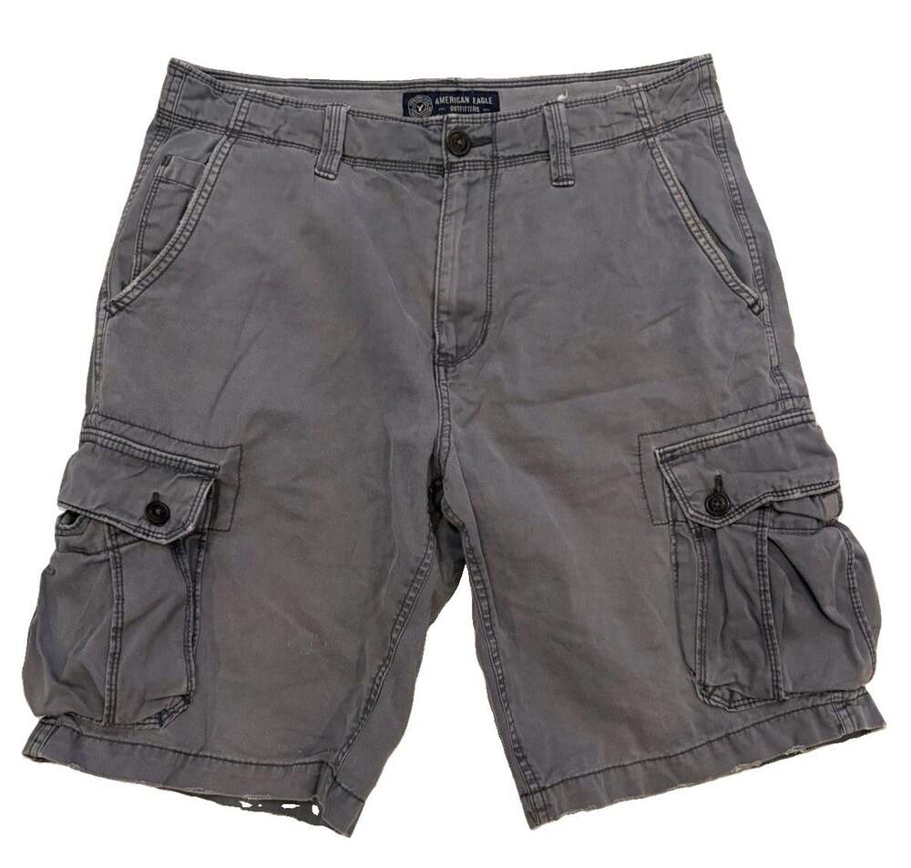 American Eagle Cargo Shorts Men’s 33x10 Grey